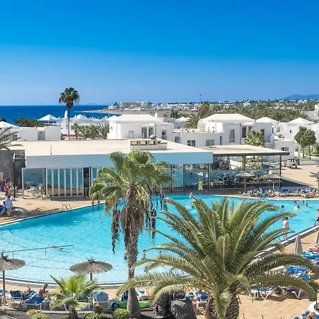 Floresta Aparthotel 3*