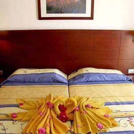 Floresta Apartahotel 3*